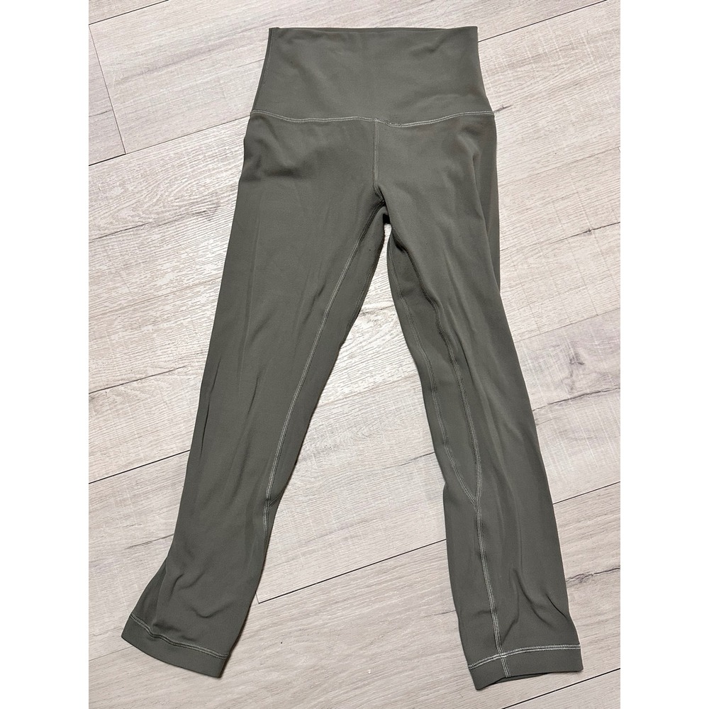 Lululemon Align High Rise Crop Leggings Women's Size 0‎ Olive Green No size tag